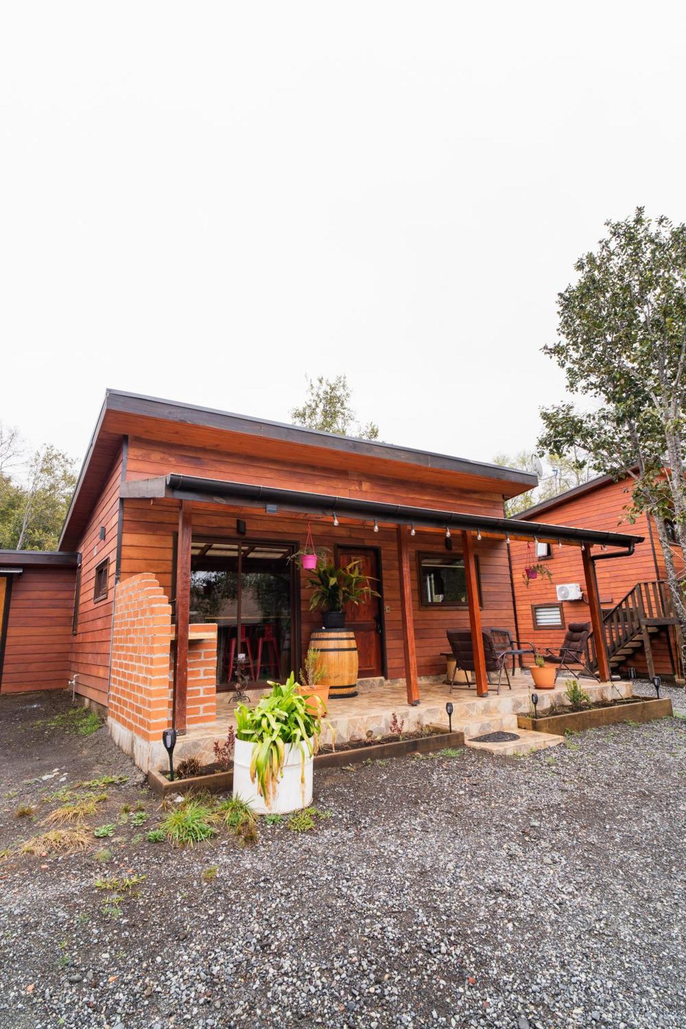 Holiday home Rec-lodge Loro Tricahue *
